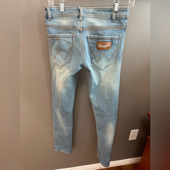 WRANGLER | Ladies Heavyweight Cowgirl Skinny Jeans - Picture 5 of 7